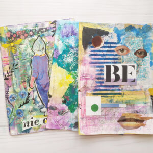 Strony zapełnione art journalingiem w technice mix media.